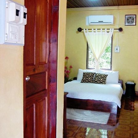 Mani Home Luangprabang Szoba fotó